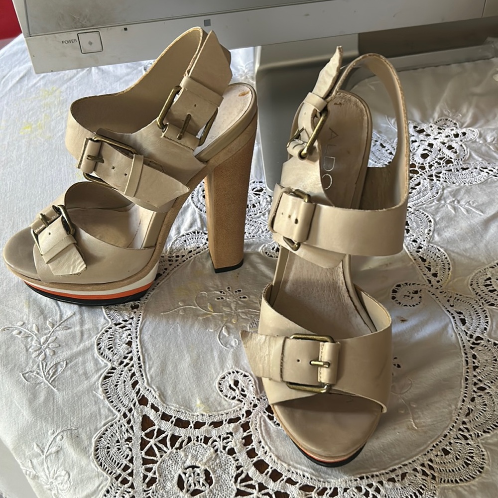 Aldo beige size 37 five inch heels